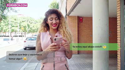 Mart infidili waslet biex tixxejjen bil-maħbub żgħir tagħha waqt li żewġha jaħdem. Latina bit-tits u ħmar kbir. Venere Afrodita.