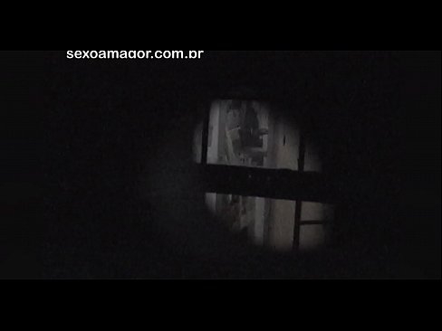 ❤️ Blondie tiġi filmata segretament minn voyeur tal-viċinat moħbi wara briks vojta ❤️❌ Super porn f'mt.obuvlisett.ru ❌️❤